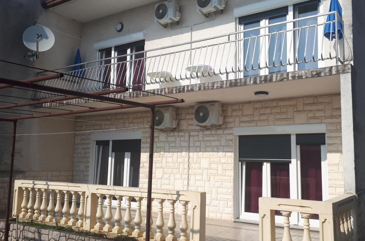 Apartments Kristina Crikvenica Ngoại thất bức ảnh