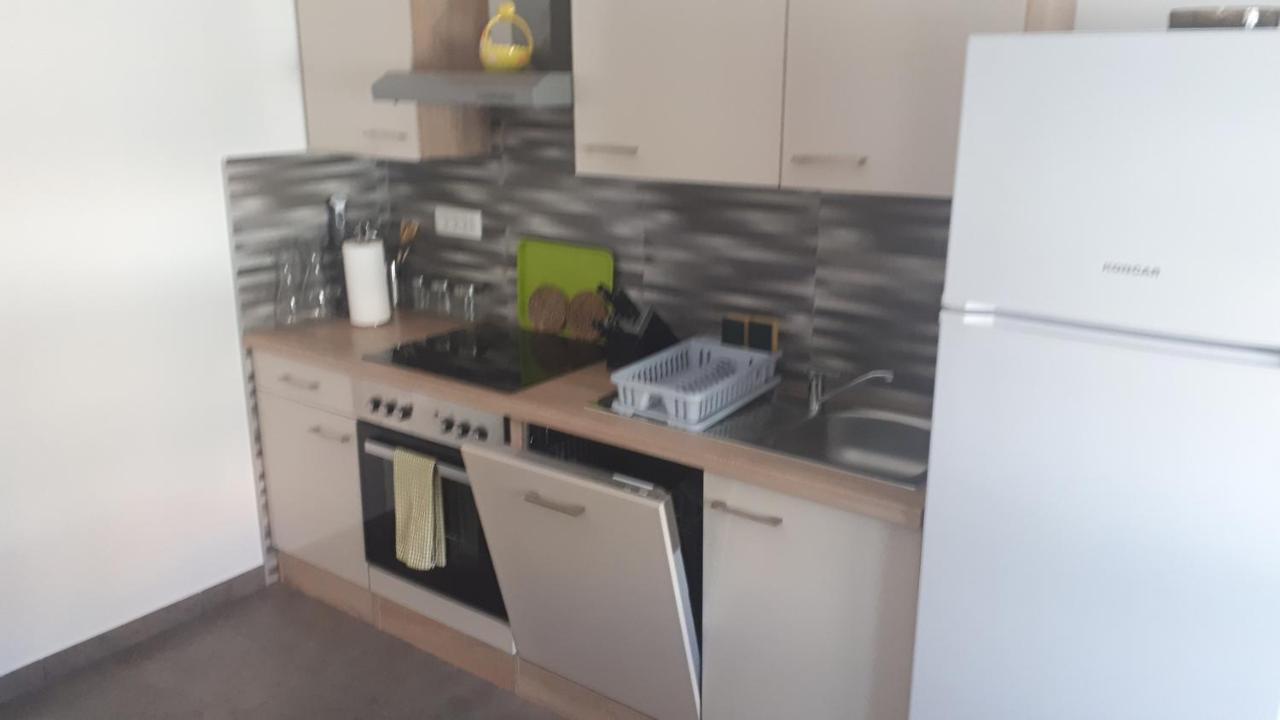 Apartments Kristina Crikvenica Ngoại thất bức ảnh